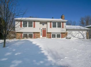 12200 Travois Rd, Eden Prairie, MN 55347