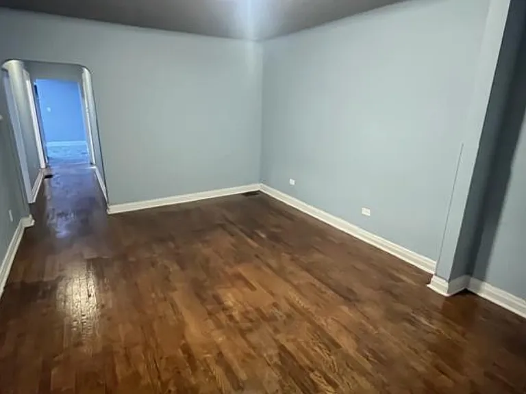 7927 S Muskegon Ave — Photo 3