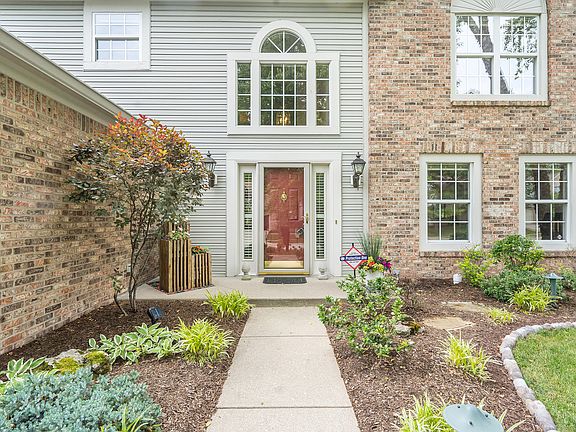 3rd image of 6937 Caribou Dr