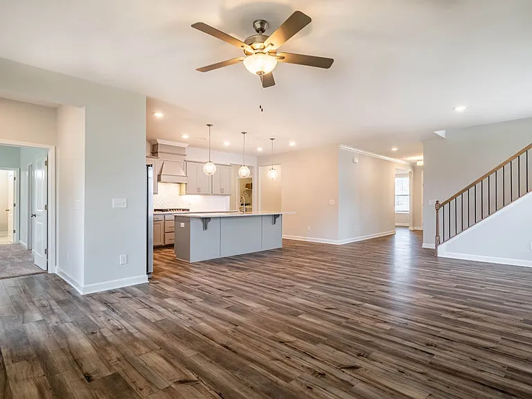 179 Castle Pond Way — Photo 28