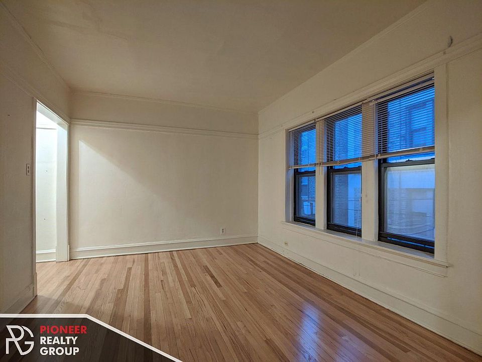 1st image of 638 W Arlington Pl #49MB