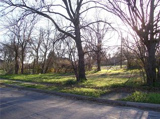 1424 Stewart St, Fort Worth, TX 76104