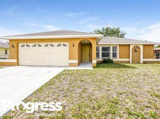402 SE 18th St, Cape Coral, FL 33990
