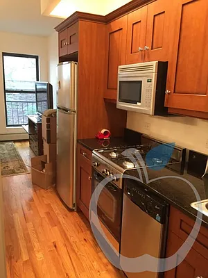 Rented by HOME RESIDENTIAL LLC | media 29