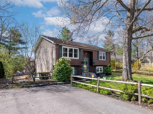 48 Indian Run Trl, Smithfield, RI 02917