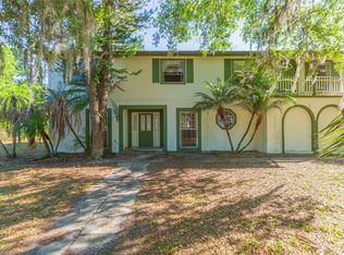 17616 Eagle Ln, Lutz, FL 33558