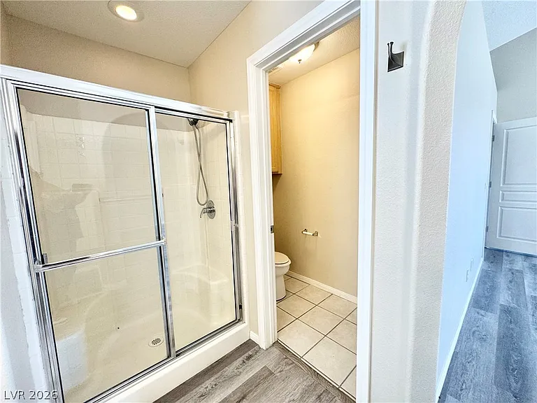 2671 N Murphy St — Photo 11