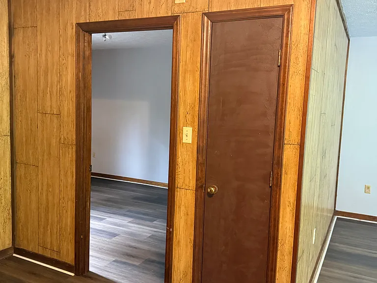 638 Melrose Dr #9 — Photo 3