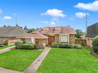 24 Yellowstone Dr, New Orleans, LA 70131