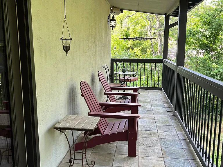 507 James Blvd — Photo 6