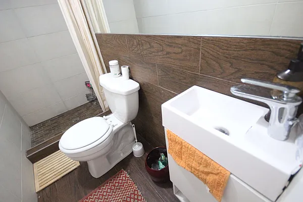 Rented by Nooklyn NYC LLC | media 5