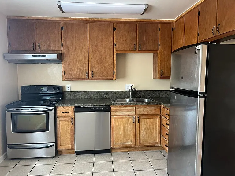 331 Alhambra Blvd — Photo 28