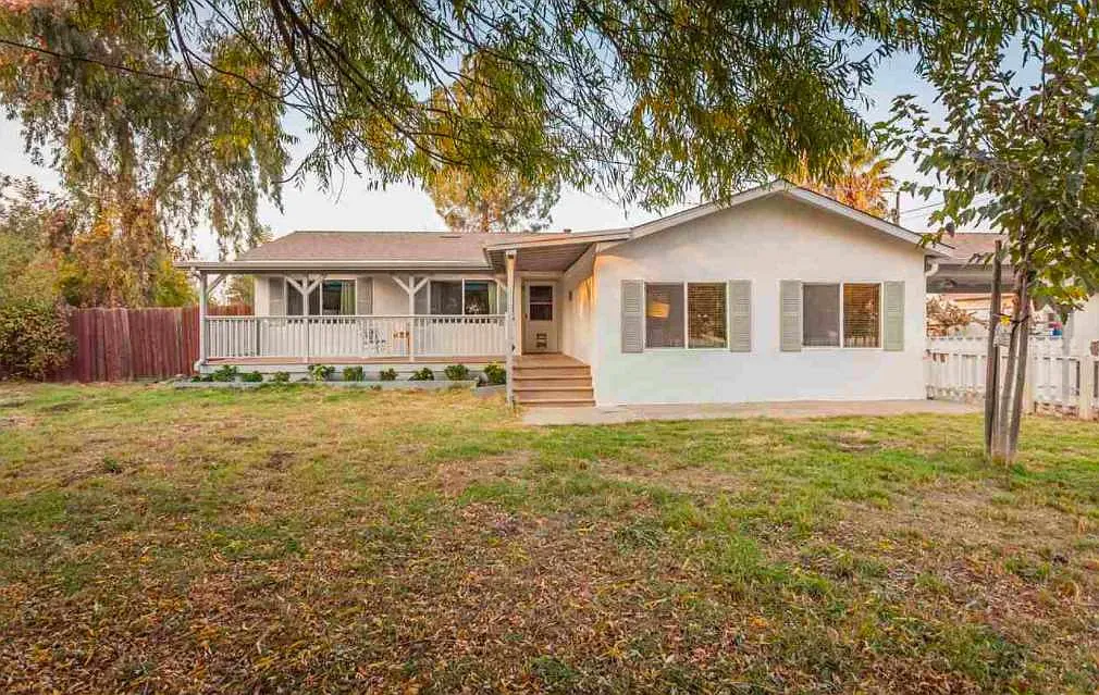 26845 Marsh Creek Rd photo 1