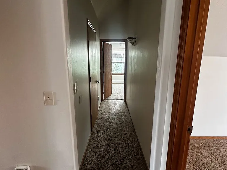 675 N 15th Ave — Photo 13