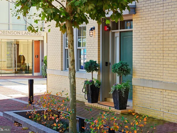 10 Pioneer Mill Way, Alexandria, VA 22314