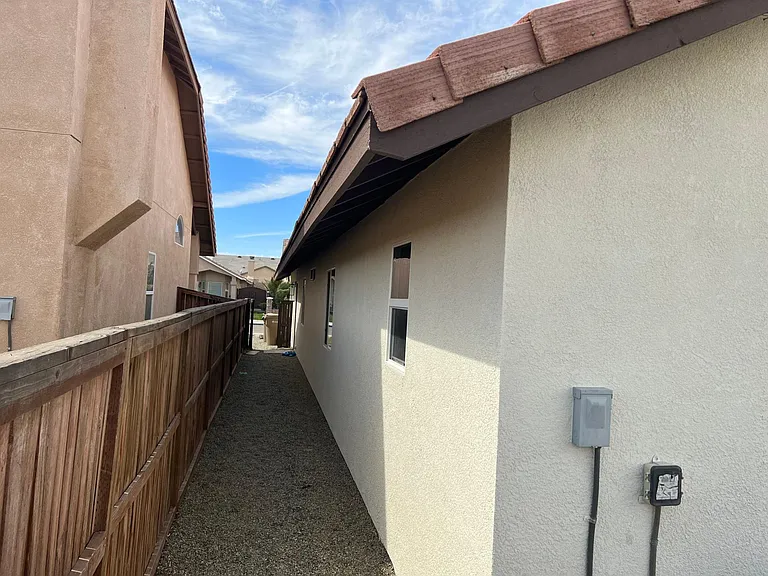 9219 Canyon View Ave — Photo 5