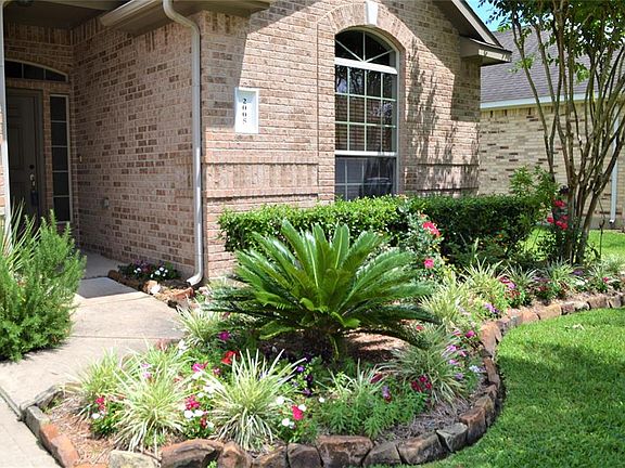 4th image of 2005 Plum Falls Ln