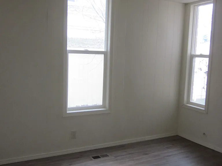 609 N Oak St #A — Photo 6