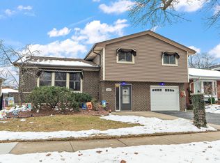 10657 Laramie Ave, Oak Lawn, IL 60453