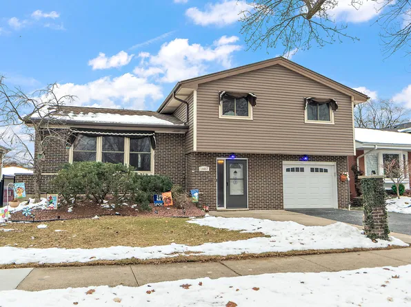10657 Laramie Ave, Oak Lawn, IL 60453