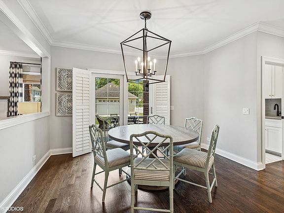 5th image of 5209 Woodland Ave