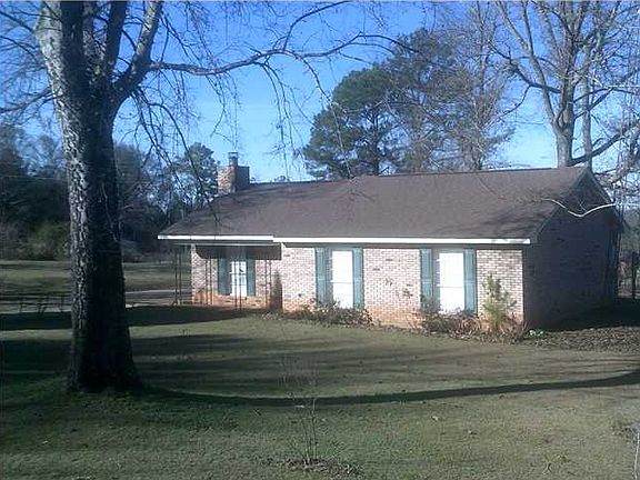 3rd image of 1622 County Road 40 W