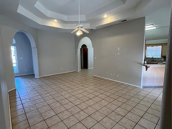 3rd image of 3509 Violet Ave