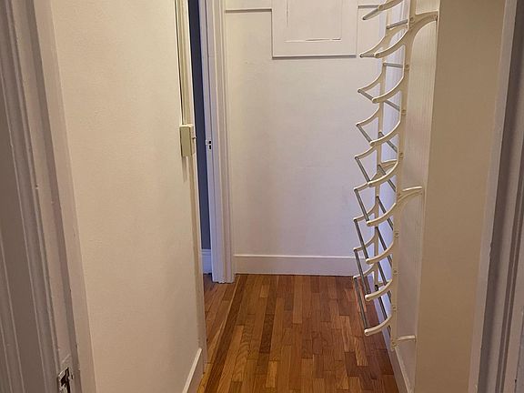 5th image of 1365 Chestnut St APT 6