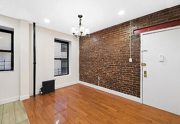 5th image of 533 W 158th St #24A