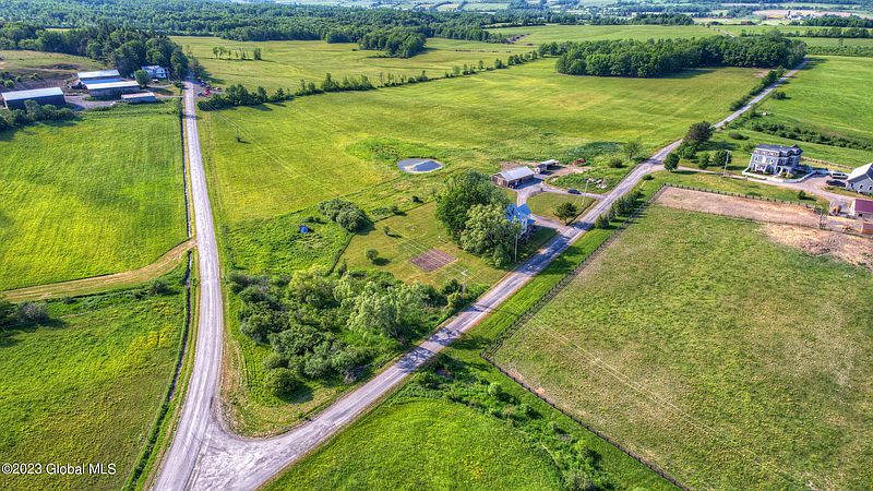 2nd image of 119 Zeller Road