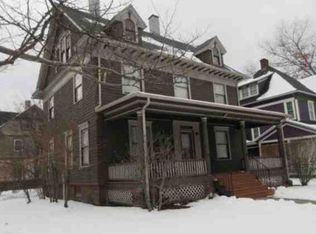 17 Dartmouth St, Springfield, MA 01109