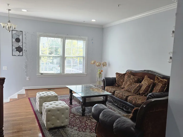 11935 Little Seneca Pkwy — Photo 2
