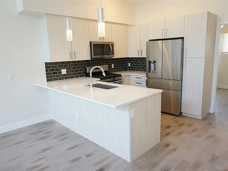 3090 N Wilson Ct #4 — Photo 17