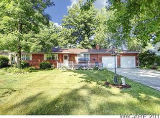 1657 Lee Ann Dr, Lima, OH 45801