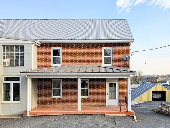 2nd image of 1042 Martindale Rd