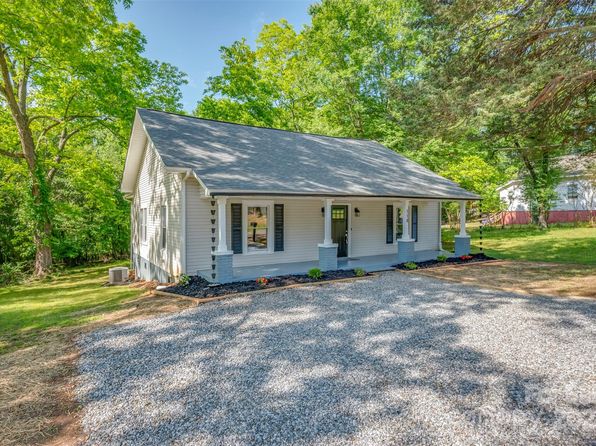 118 Landis St, Forest City, NC 28043
