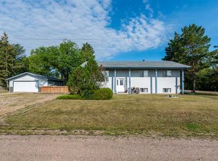 310 S 1st St E, Marshall, SK S0M1R0