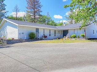 280 Red Mountain Dr, Grants Pass, OR 97526