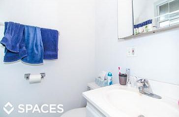 5th image of 3453 N Bosworth Ave APT 2F
