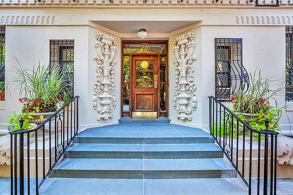 Sold by Compass | media 15