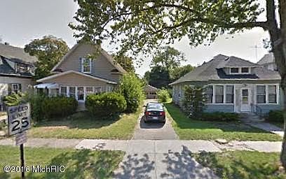 1st image of 861 Broadway Ave