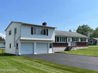 211 S Westcott Rd, Schenectady, NY 12306