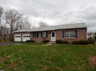 319 W Linfield Trappe Rd, Royersford, PA 19468