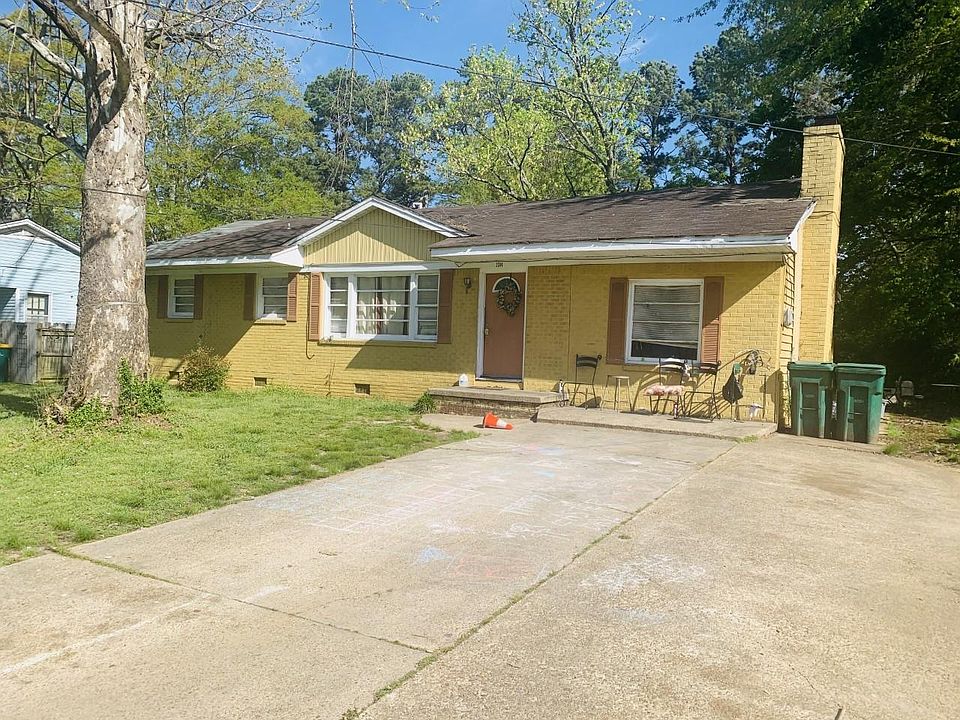 2nd image of 2314 Woods St