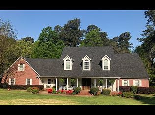 5 Hillcrest Ln, Texarkana, AR 71854