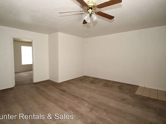 4th image of 1714 Benttree Dr APT C