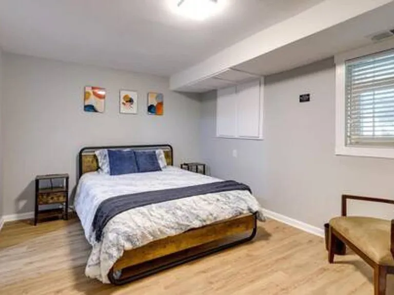 2135 Bollingbrook Dr SW — Photo 22