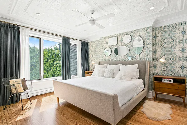 Rented by Corcoran | media 11