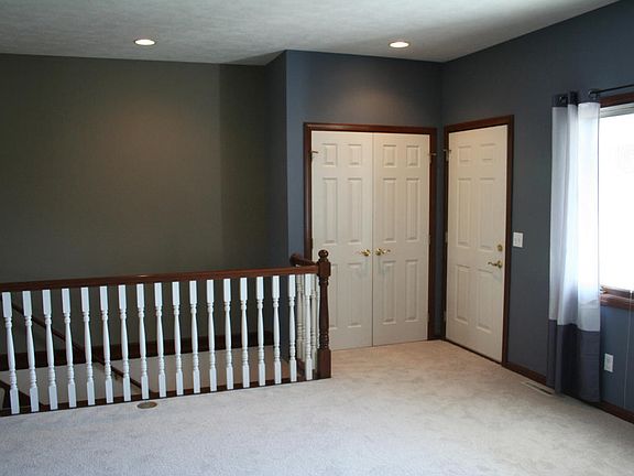5th image of 4355 Creek View Dr