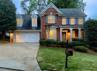 325 Fountain Oaks Ln, Sandy Springs, GA 30342